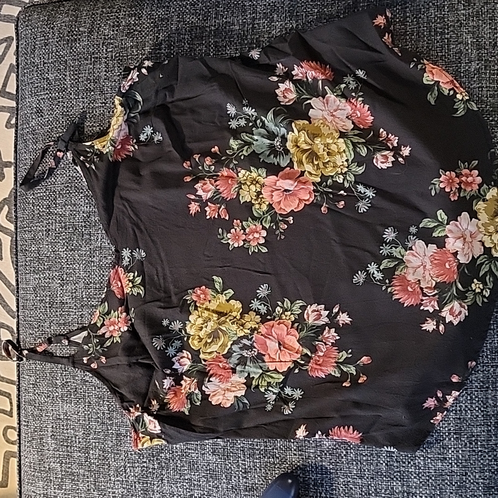 Torrid floral tank